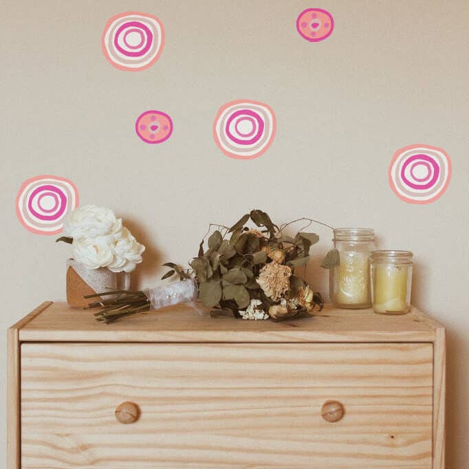 Croki Designs - Wholesale Wall Decal/Stickers - Decorative Sticker Bolas4