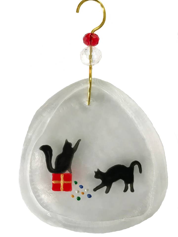 Ornement - Chats & Balles pour la vente par Wine Bottle Art