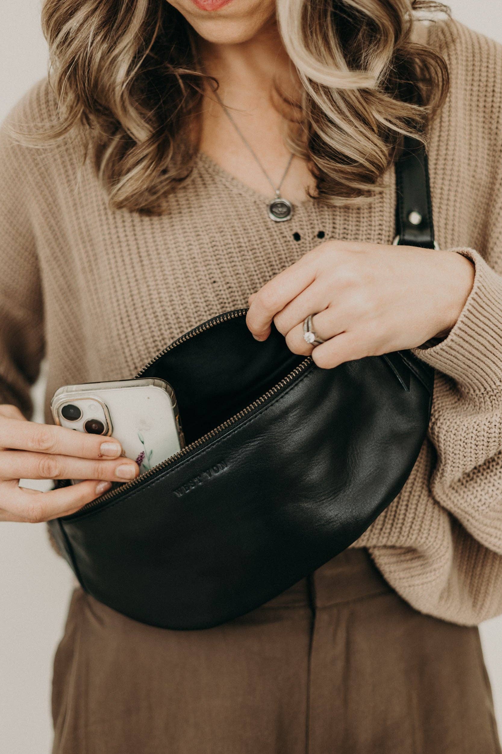 WEST VON - Vente Sac ceinture – femme - Indie | Grand sac à bandoulière essentiel | Sac banane | Sac à bandoulière8