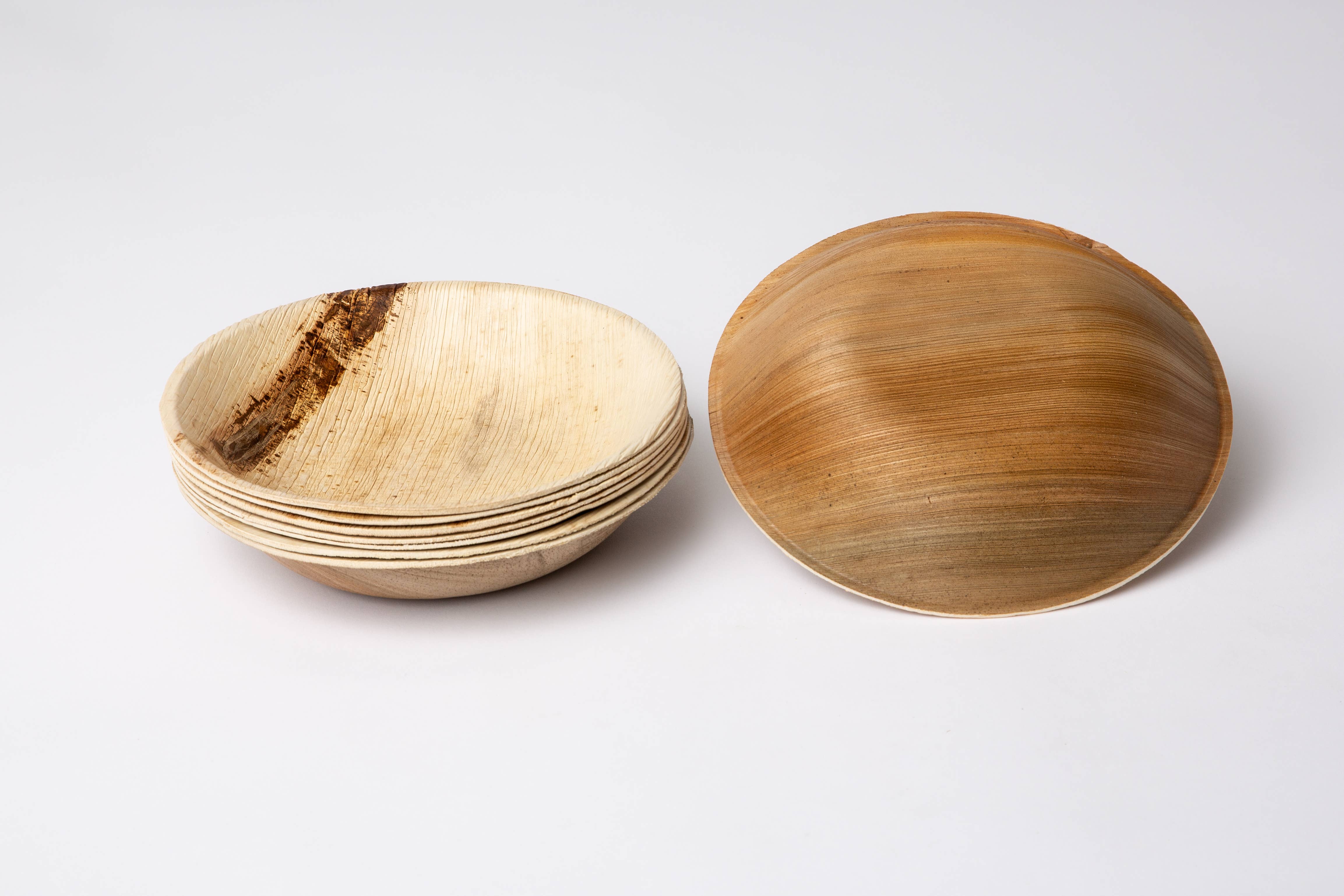 GNB S.r.l. (BioChic) - Wholesale Disposable Plate - Compostable disposable palm leaf plate Fondo 18cm6