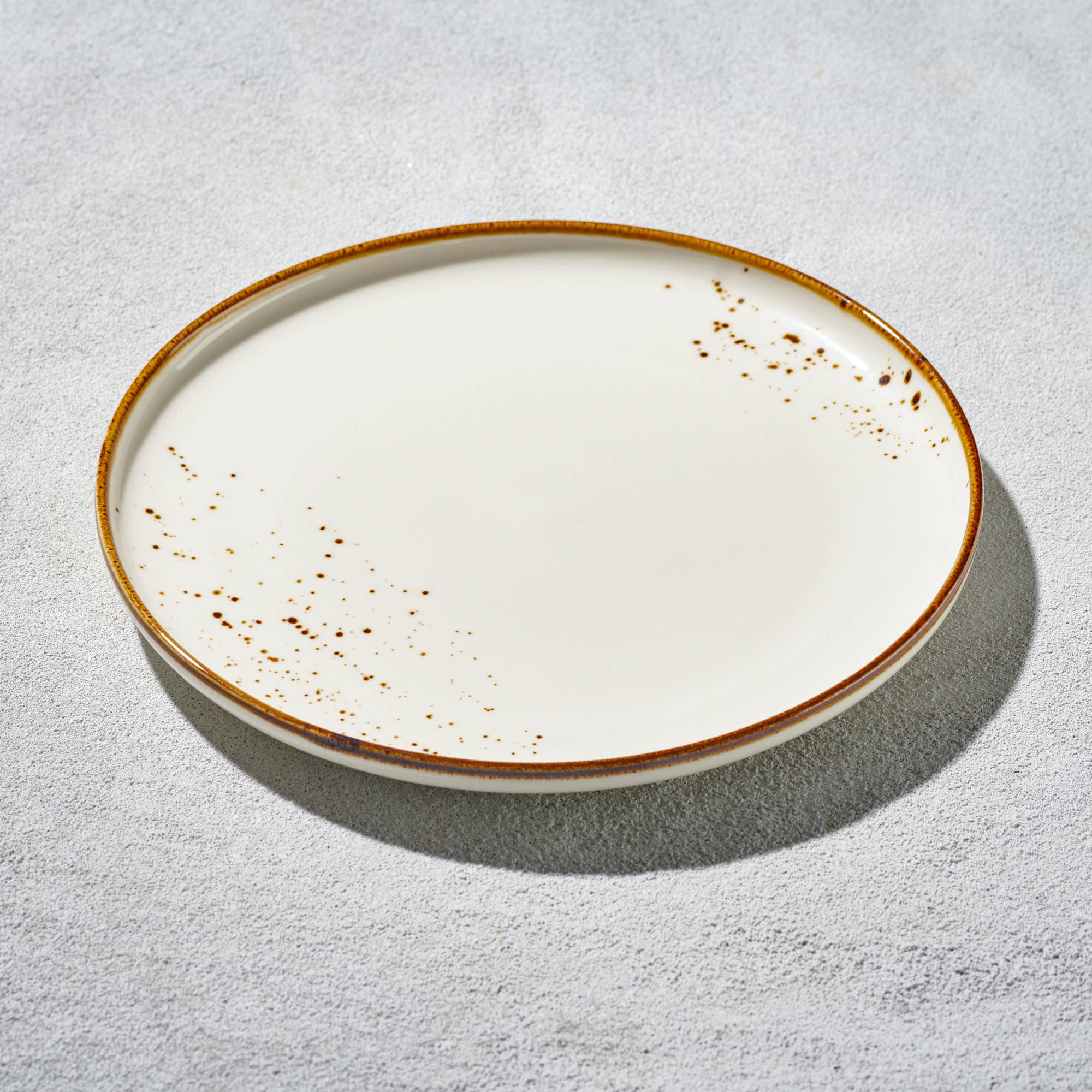 Kadra Kitchenware - Wholesale Dinner Plate - Terra - Round Plate, White, 11"0