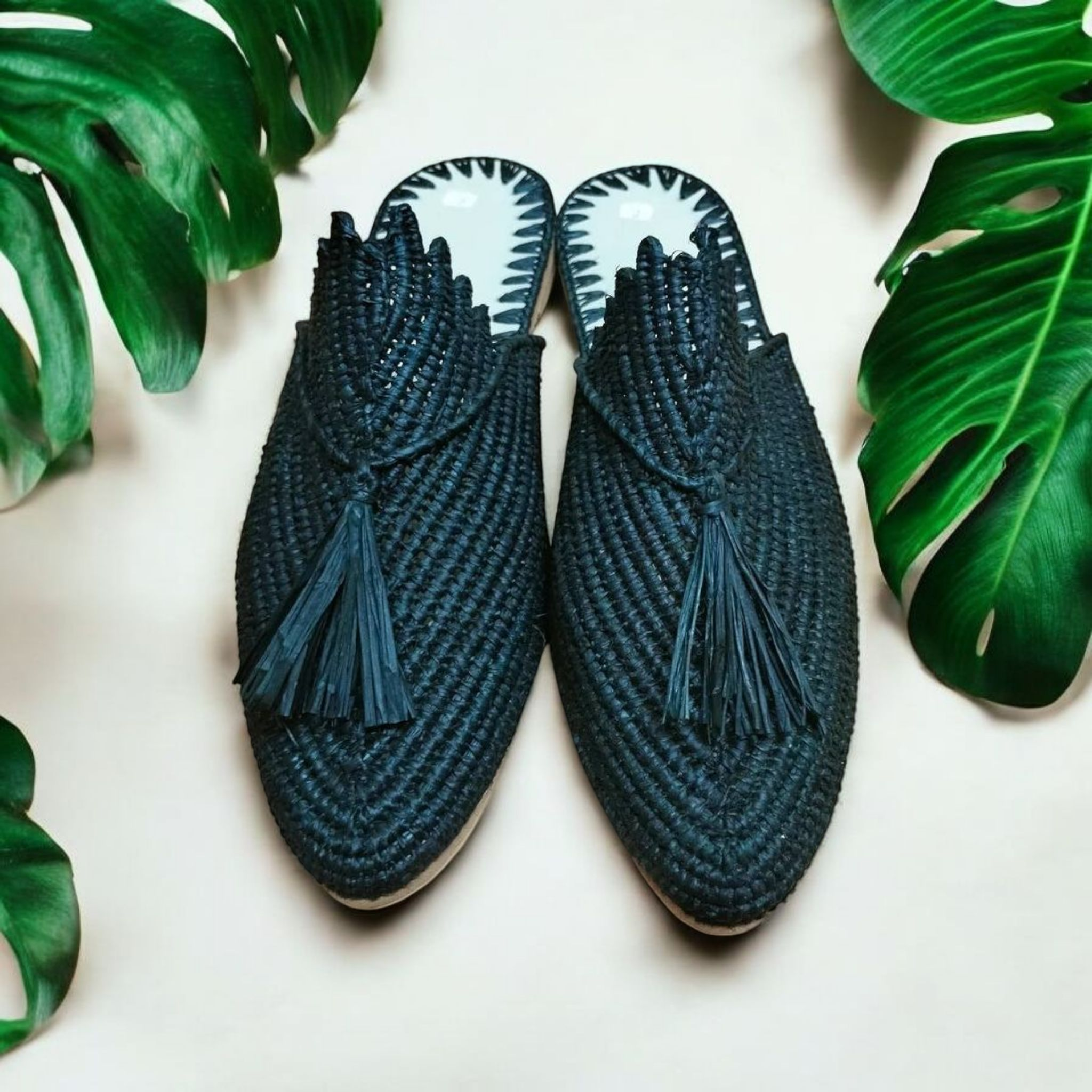 Berberparadise - Wholesale Slippers - Women's - Handmade Raffia Slippers with Genuine Leather Soles3