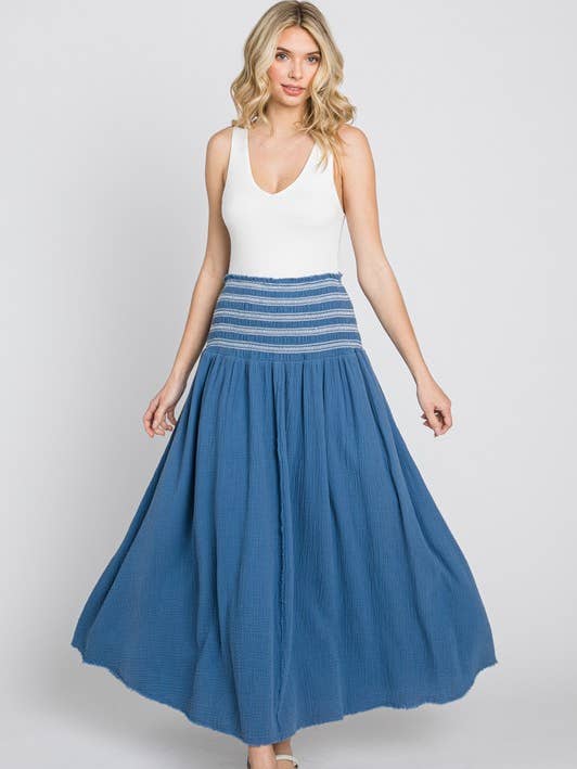 JUPE LARGE EN GAZE FROISSÉE AVEC COUTURE CENTRALE - FS80206 pour la vente par Calista