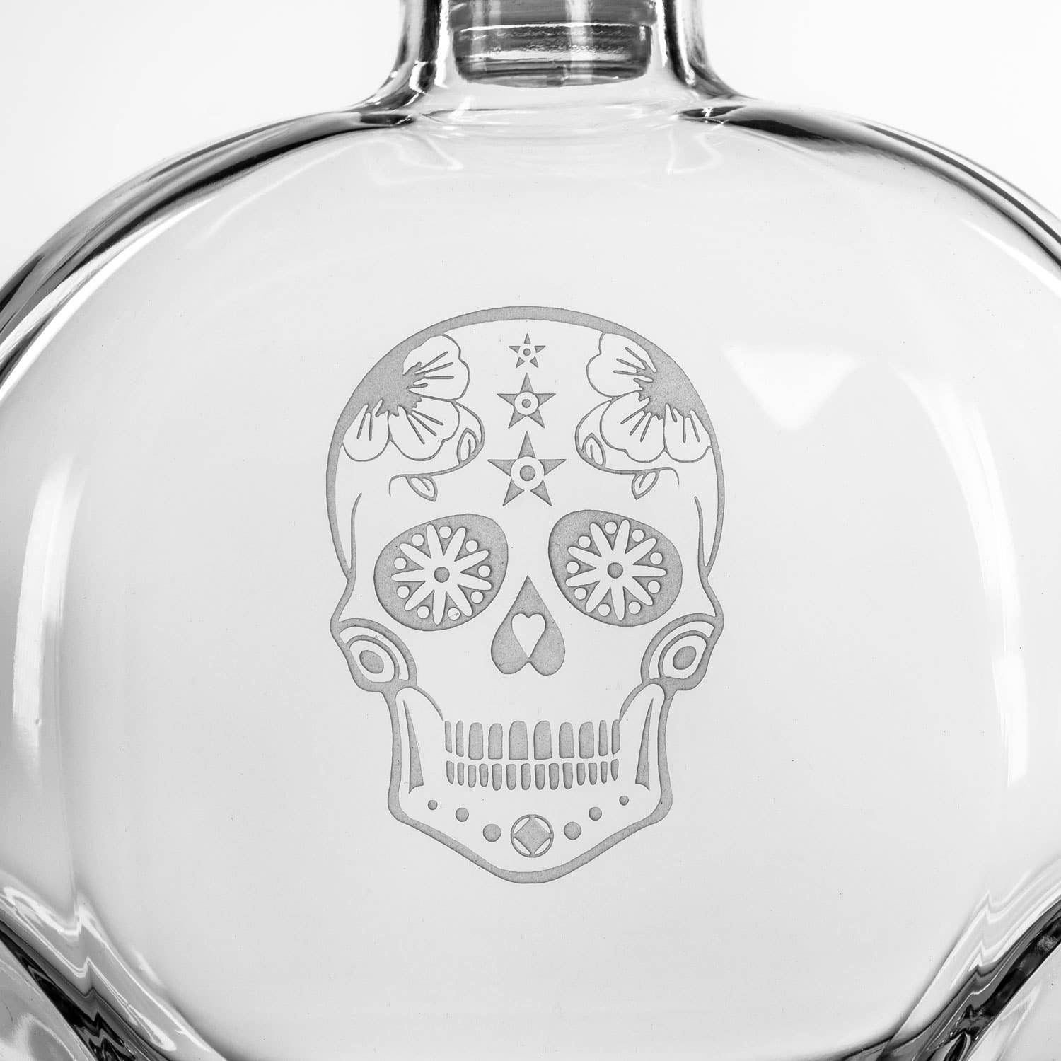 Rolf Glass - Wholesale Decanter - Sugar Skull 23oz Whiskey Decanter - Halloween Glassware2