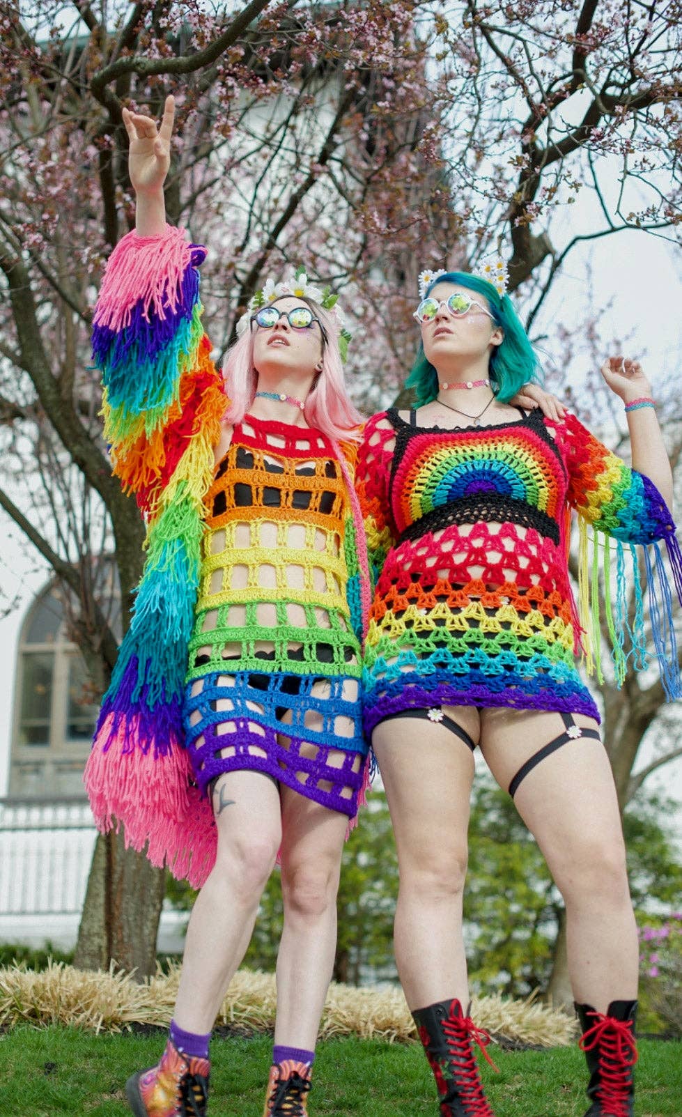 A Creative Wonderland – wholesale Klänning - Dam – Regnbågsfärgad klänning med utskärningar6