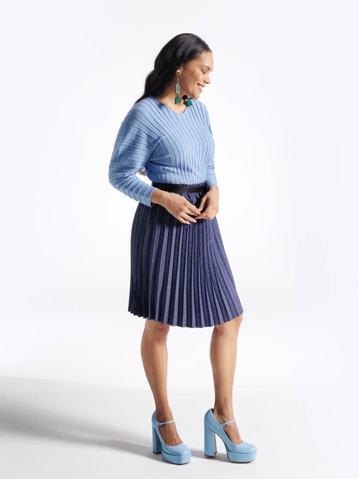 BUOYANT Minirock aus Denim mit Falten für den Großhandel von Lesley Hampton