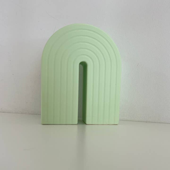 Brehmwood Creative - Wholesale Bookend - Rainbow Bookend Organizer | Perfect for the Desktop or Succulent/Plants4