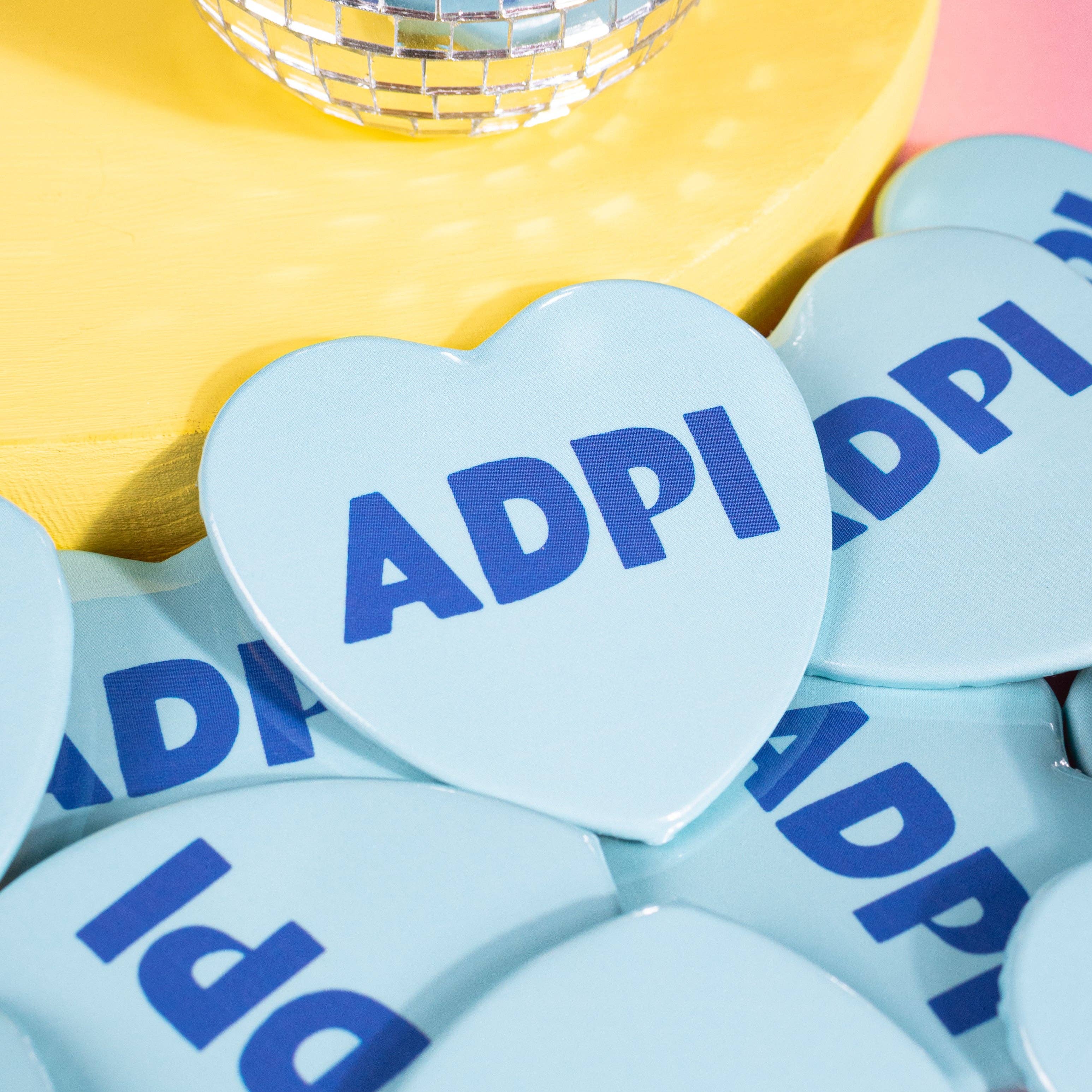 Swag - Wholesale Lapel Pin/Button - Pop Heart Buttons1