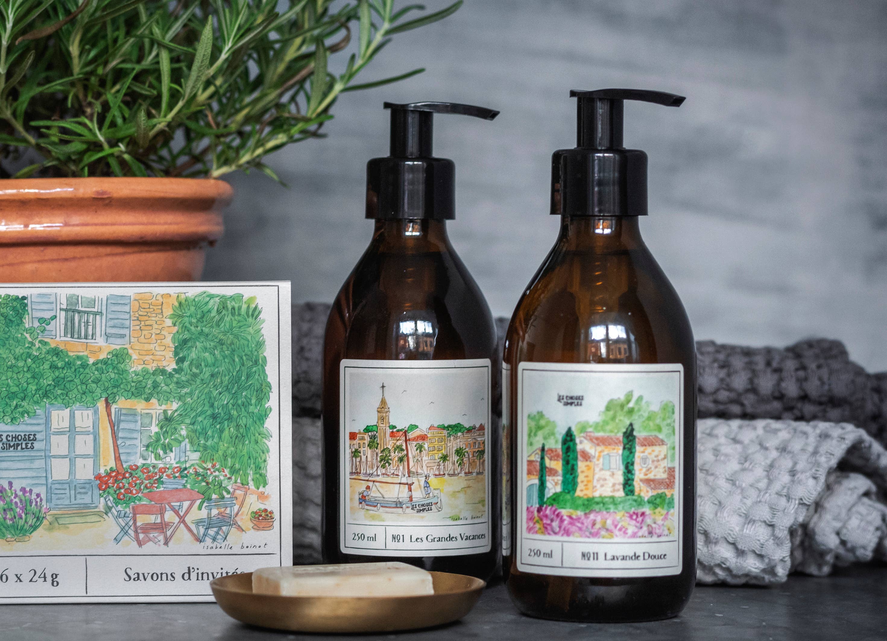 Les Choses Simples - Wholesale Hand Soap/Wash - Hand & Body Soap "Lavender Fields" (250 ml, Glass)5