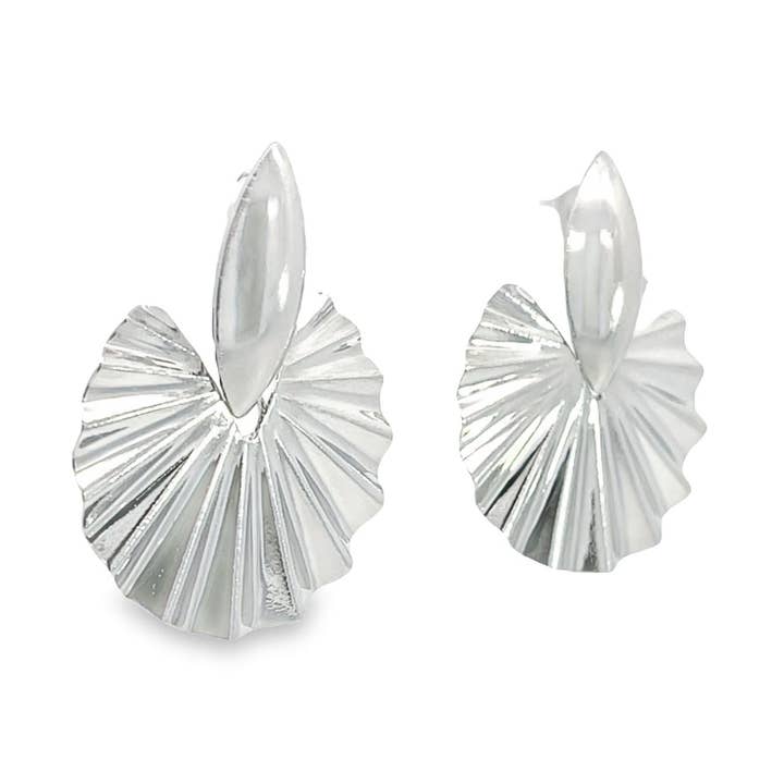 18K guld fylld mussla abstrakt stil Stud örhängen (L453) för wholesale av MIA Jewelry