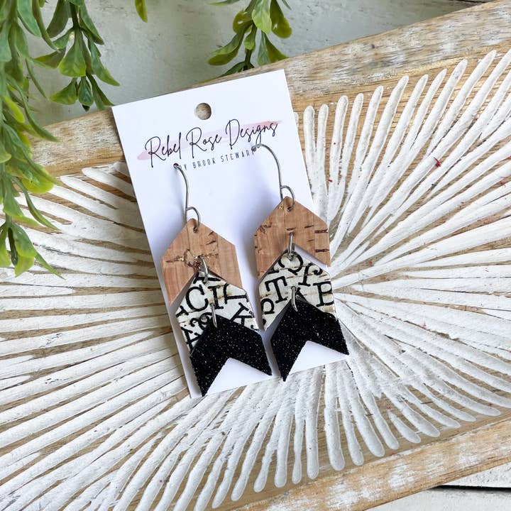 Chevron Alfabet Örhänge för wholesale av Rebel Rose Designs by Brook