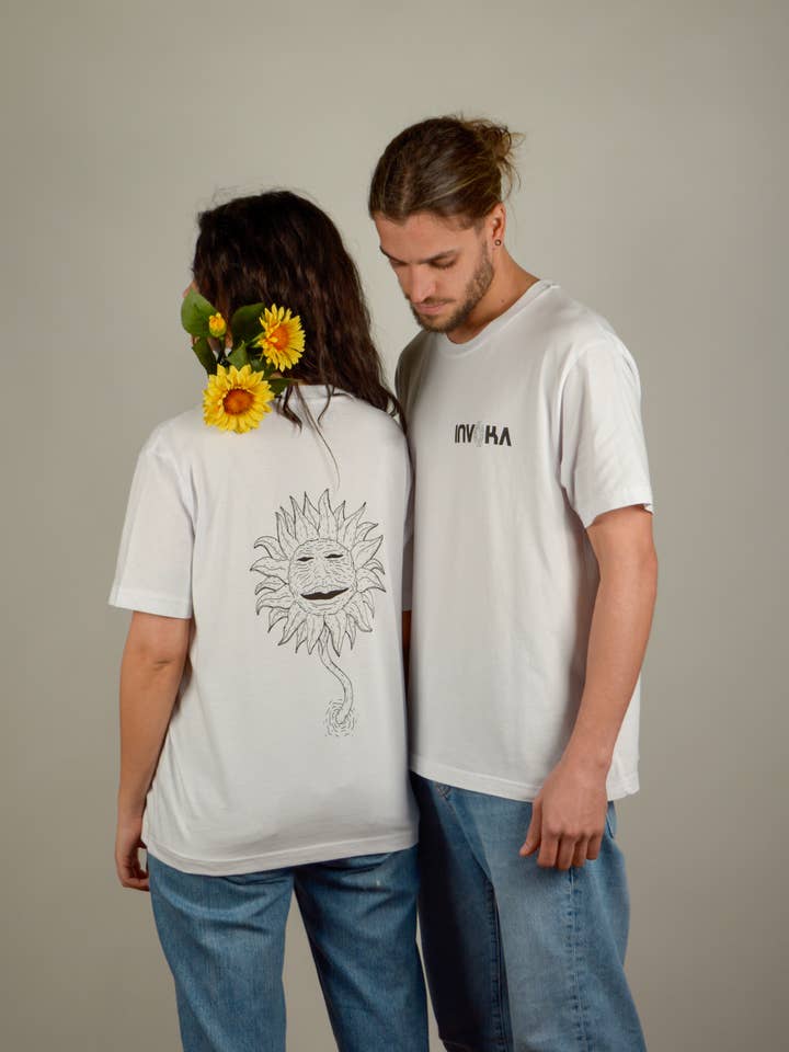 SUN OR FLOWER T-SHIRT - 100% Organic Cotton for wholesale by INVOKA