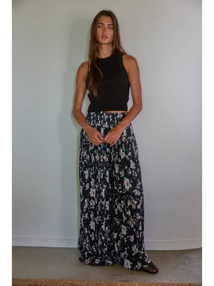 Black Multi L7752 | Woven Chiffon With Pleats Waist Band Wide Leg Pants for wholesale on Faire