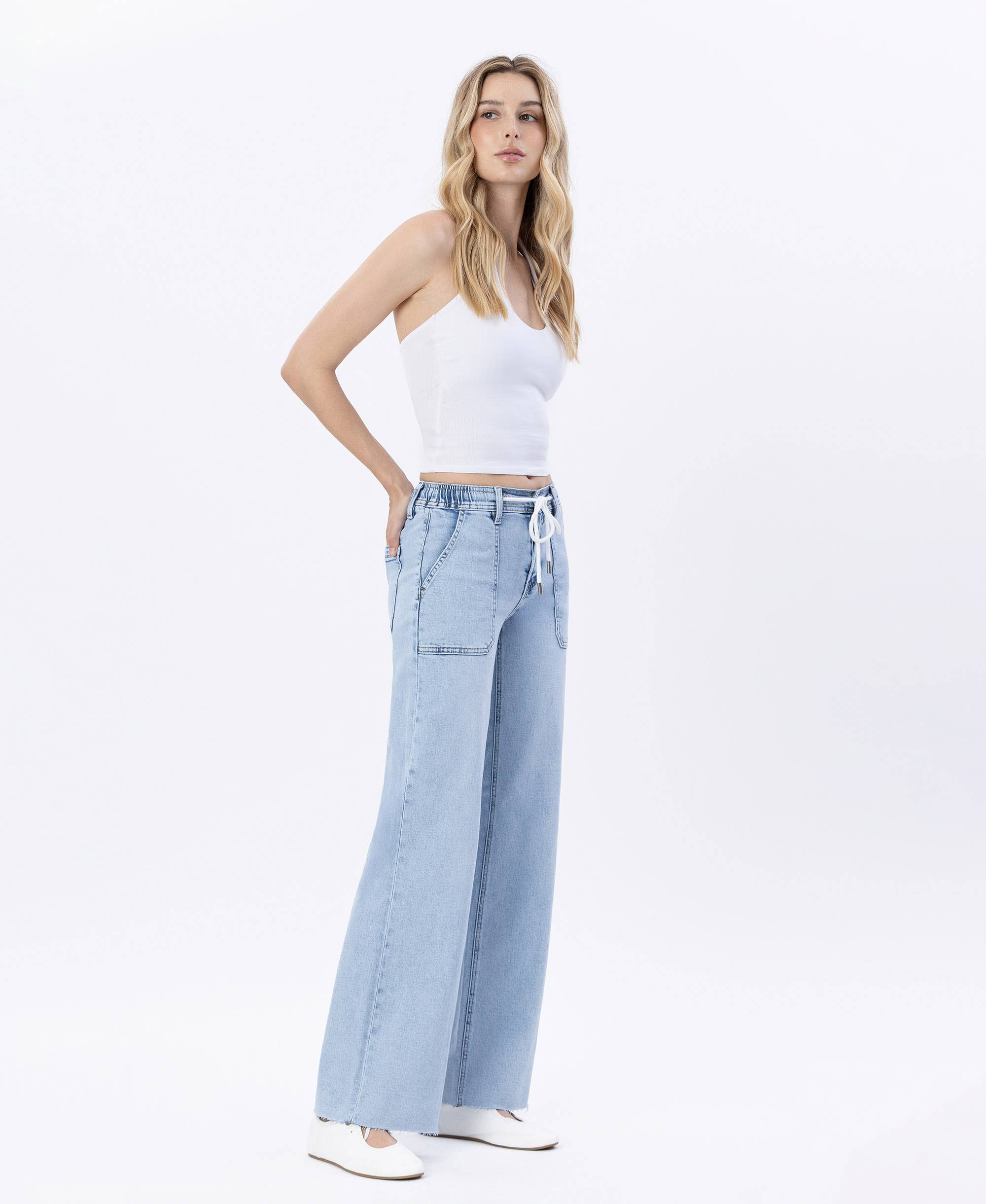 KLART Wide-leg jeans med højt liv og snørelukning i taljen LV1902 for engroshandel på Faire9