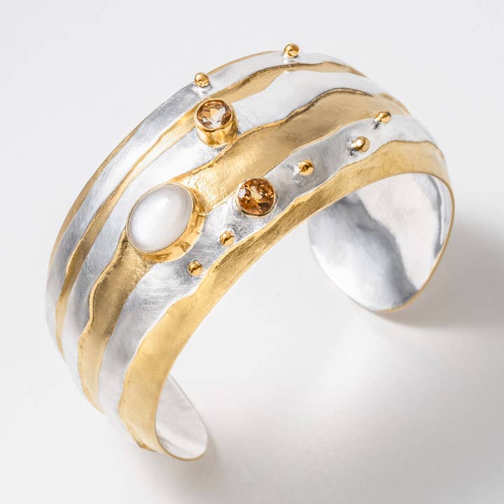 Bracciale Jupiter per la vendita all'ingrosso da parte di Paula Bolton Jewelry