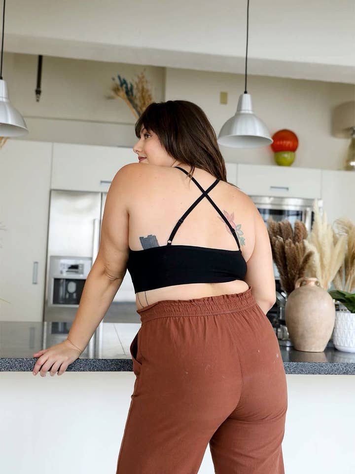 Leto Accessories - Wholesale Bralette - Women's - Chic Plus Size Crochet Lace Bralette with High Neck Design3