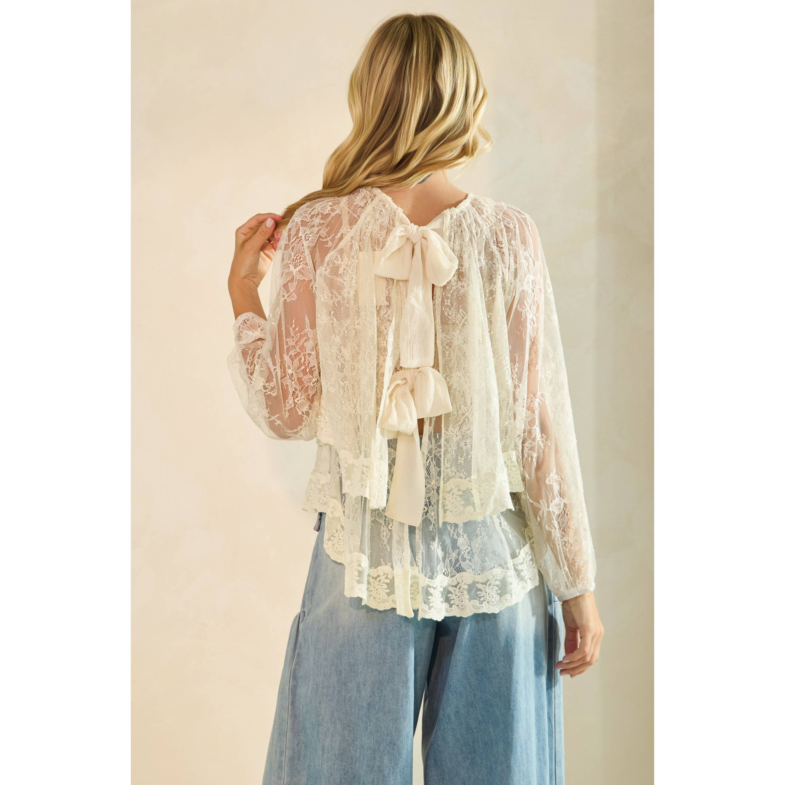 Veveret – Großhandel Tunika – Damen – Rüschen-Spitzen-Top mit langen Ärmeln12