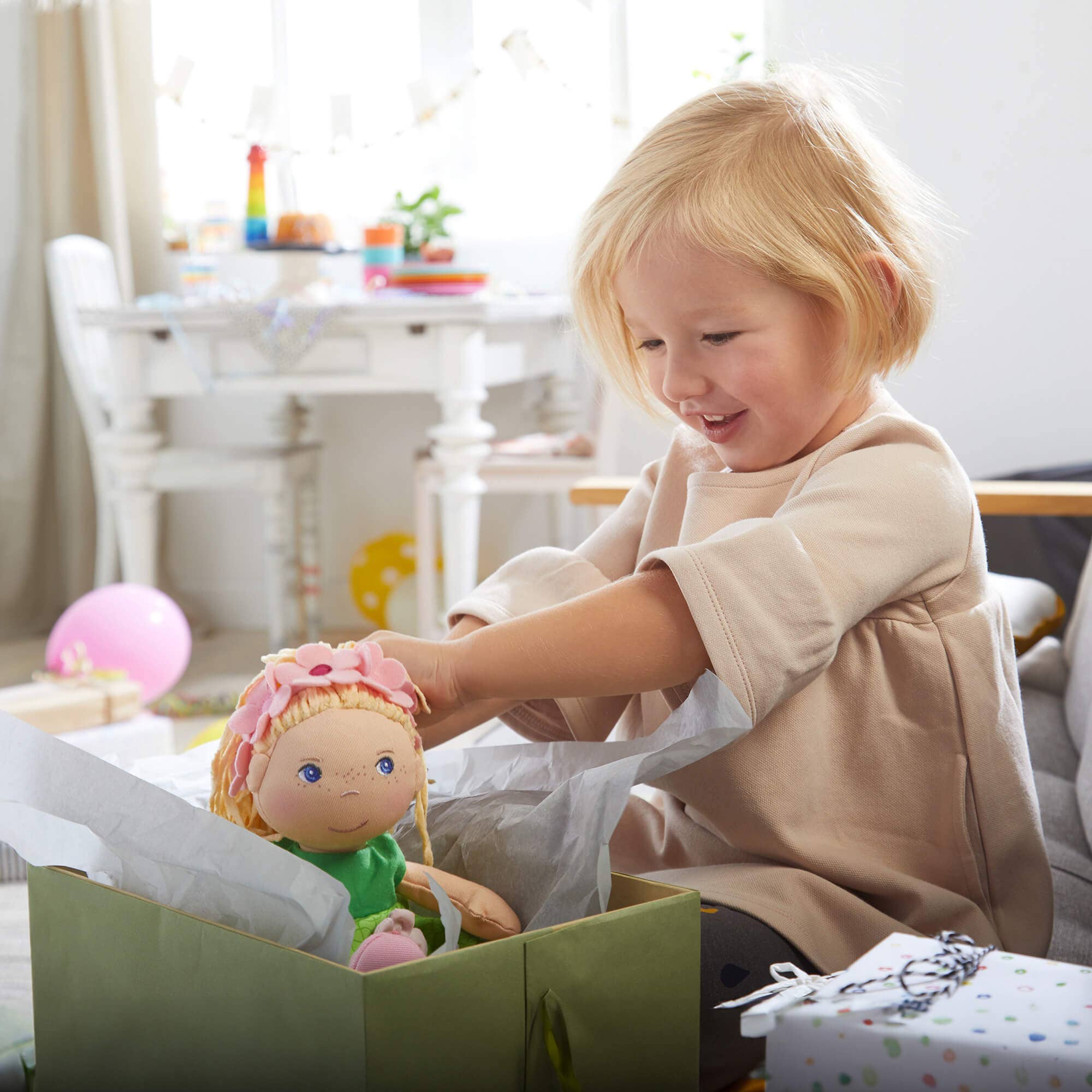 HABA USA - Vente Poupée – enfant - Poupée douce Mali 12"2