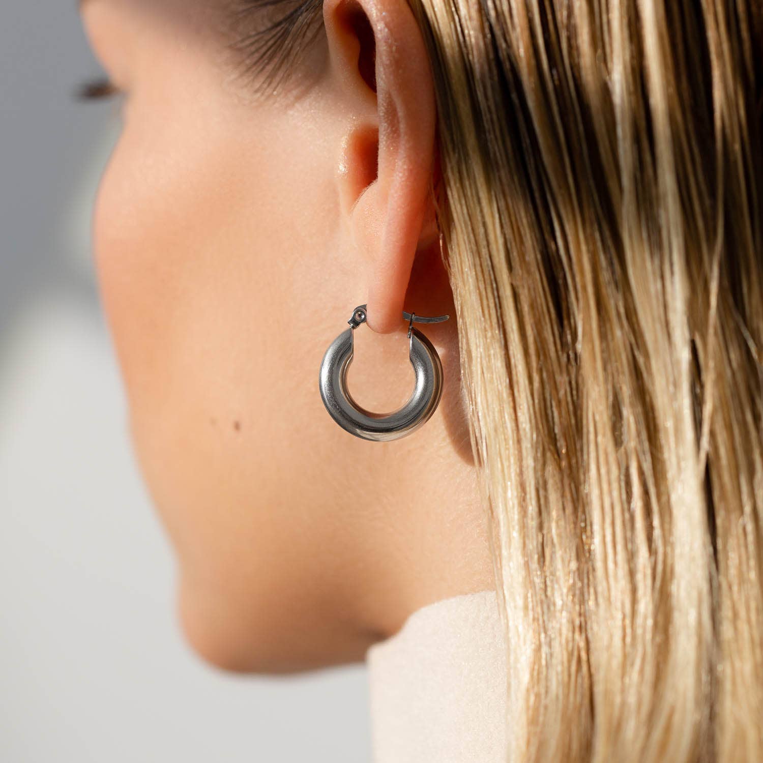 MASHALLAH – wholesale Hoop earrings – Classic Hoop Earrings (Multiple Sizes - Silver and Gold)5