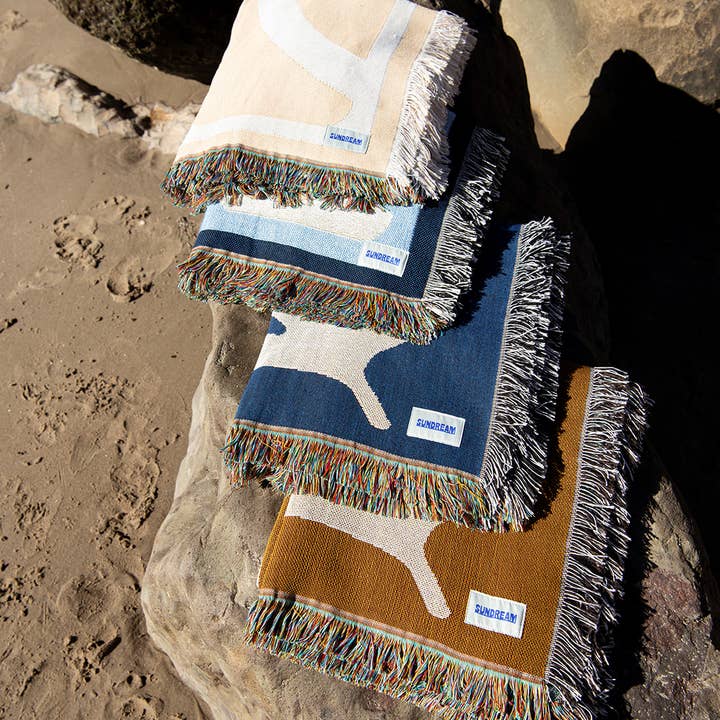 Sundream - Wholesale Throw Blanket - SUNDREAM CUSTOM: HERITAGE WOVEN THROW (MOQ 50 Units)3