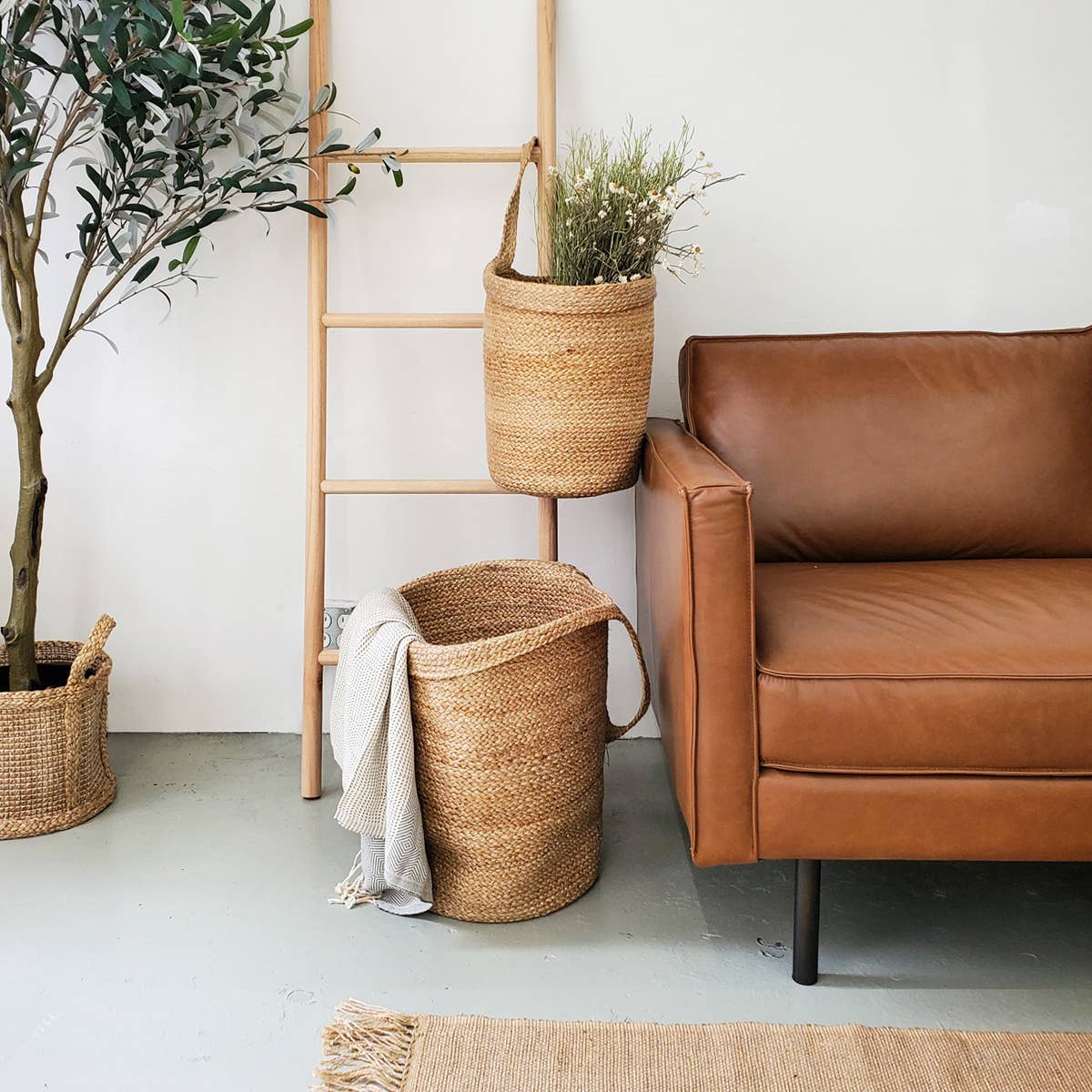 KORISSA - Wholesale Basket - Handwoven Wicker Storage • Kata Wall Hanging Basket [S]2