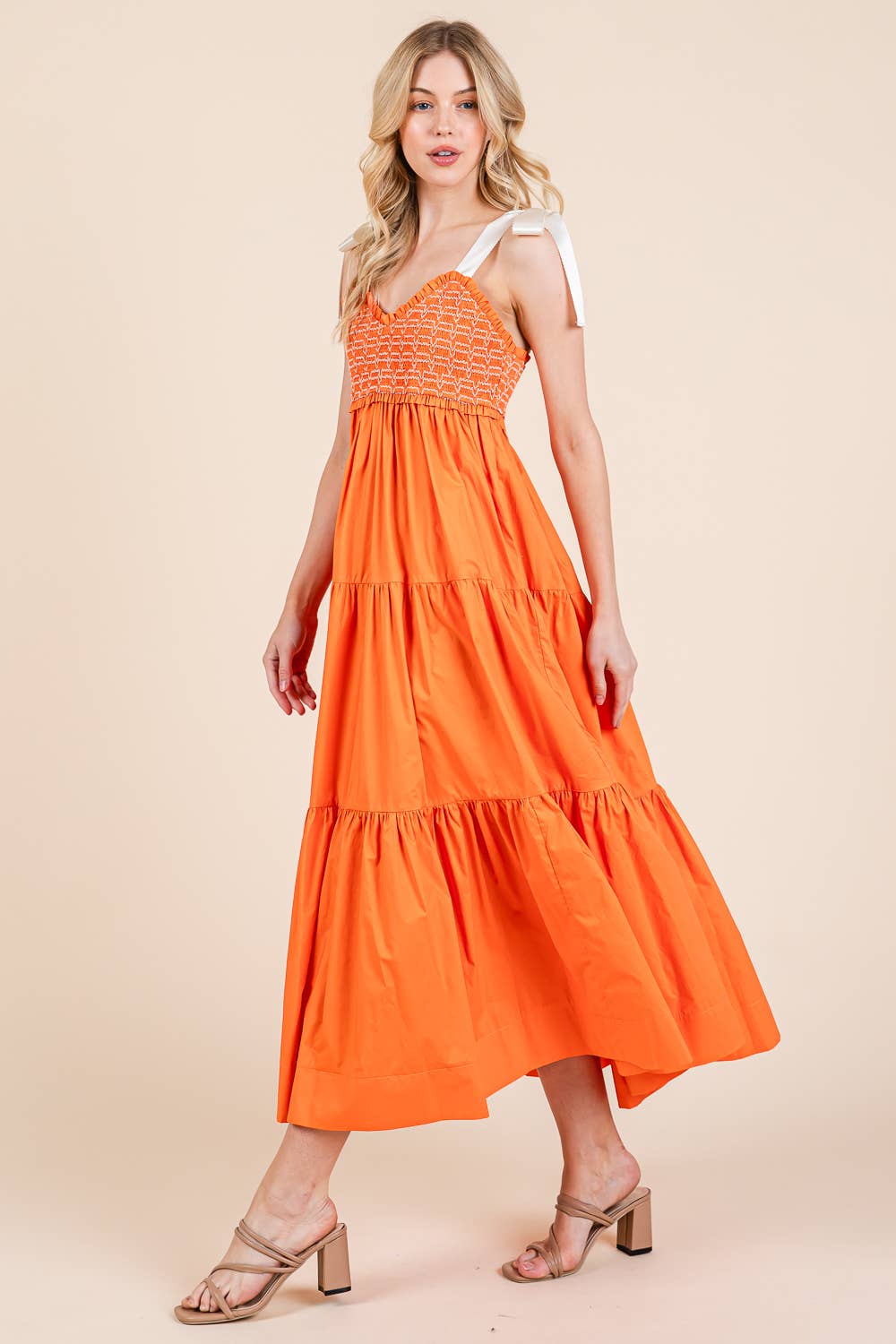 GeeGee x Lovelo - Vendita all'ingrosso Vestito - Donna - Abito midi plissettato a balze taglie comode, MD51552PL22