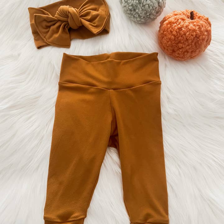 Sennepsleggings og knudepandebånd for engroshandel hos Petite Star Rising