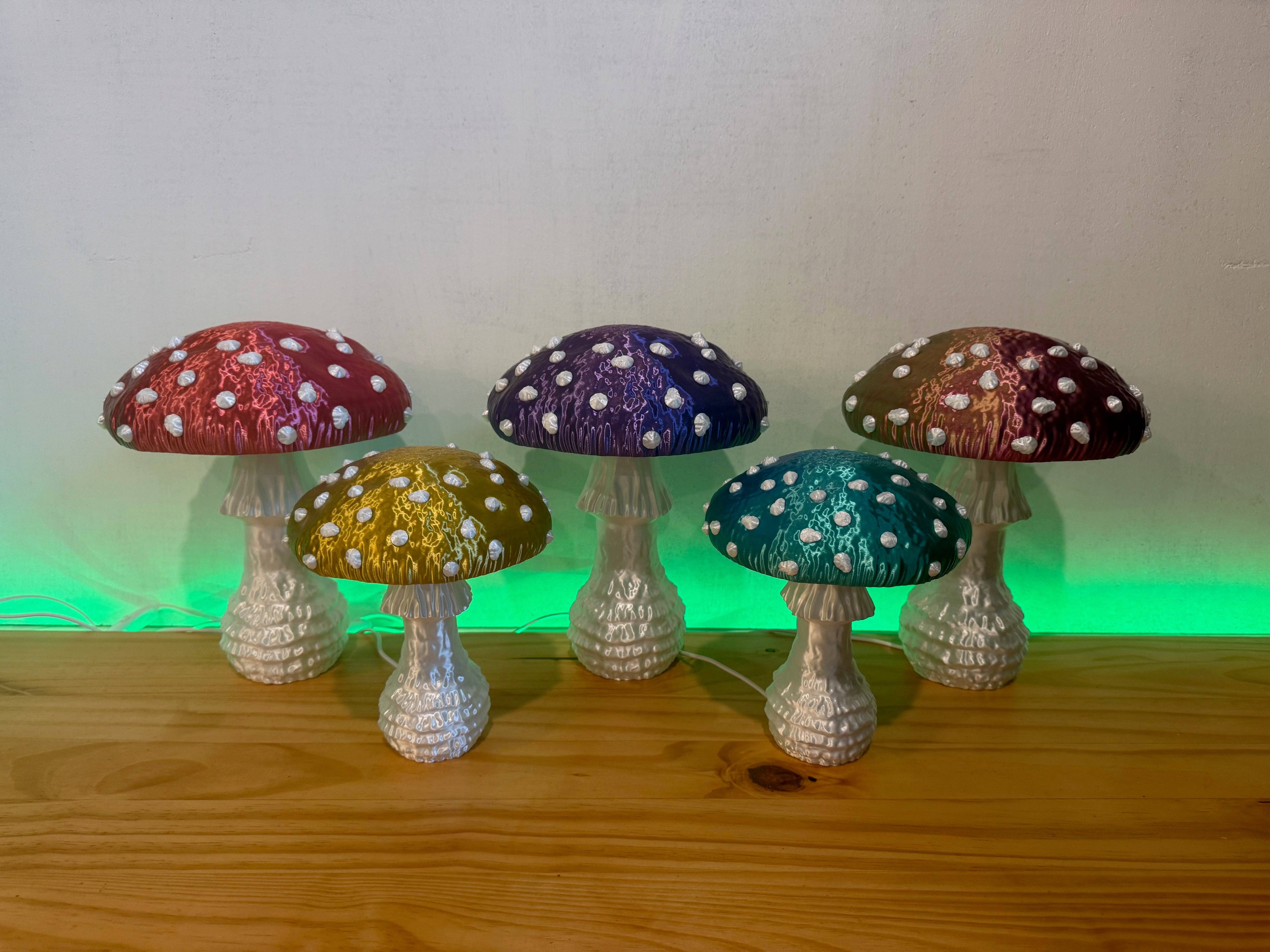 Brehmwood Creative - Wholesale Accent/Desk Lamp - Shimmering Amanita Fungi Lamp | Fungus Light | Nature Decor6