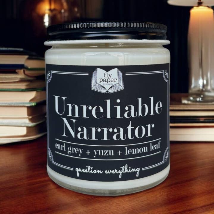 Narrador poco fiable Vela de soja de 9 oz Earl Grey + Yuzu + Limón para venta al por mayor de Fly Paper Products