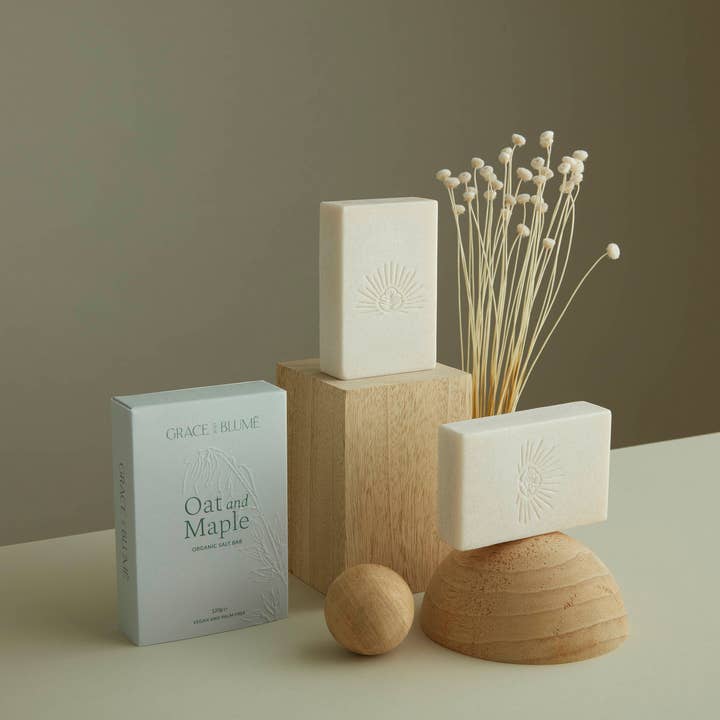 Oat and Maple Organic Salt Bar for wholesale by GRACE AND BLUMË