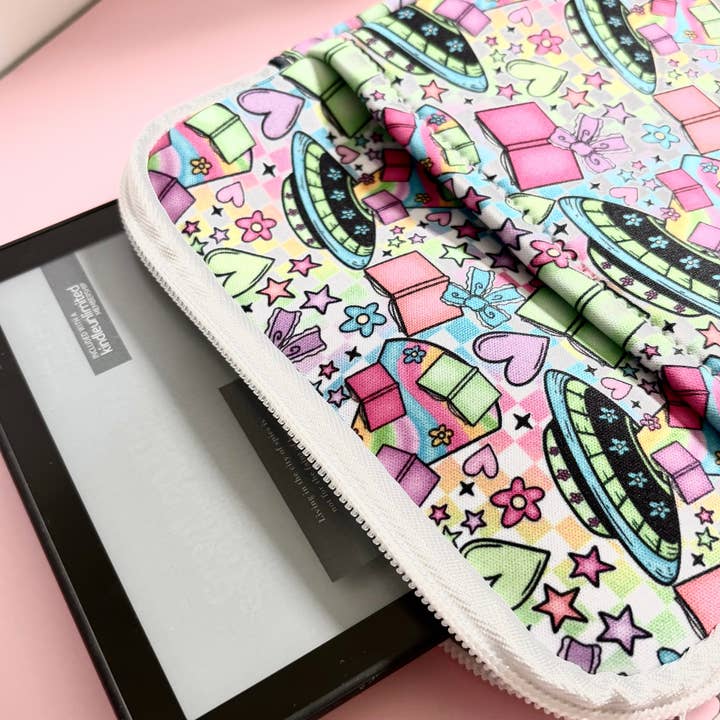 The Blush Hut - Wholesale Book Cover - UFO & Books Kindle Sleeve - Kindle Accessory4