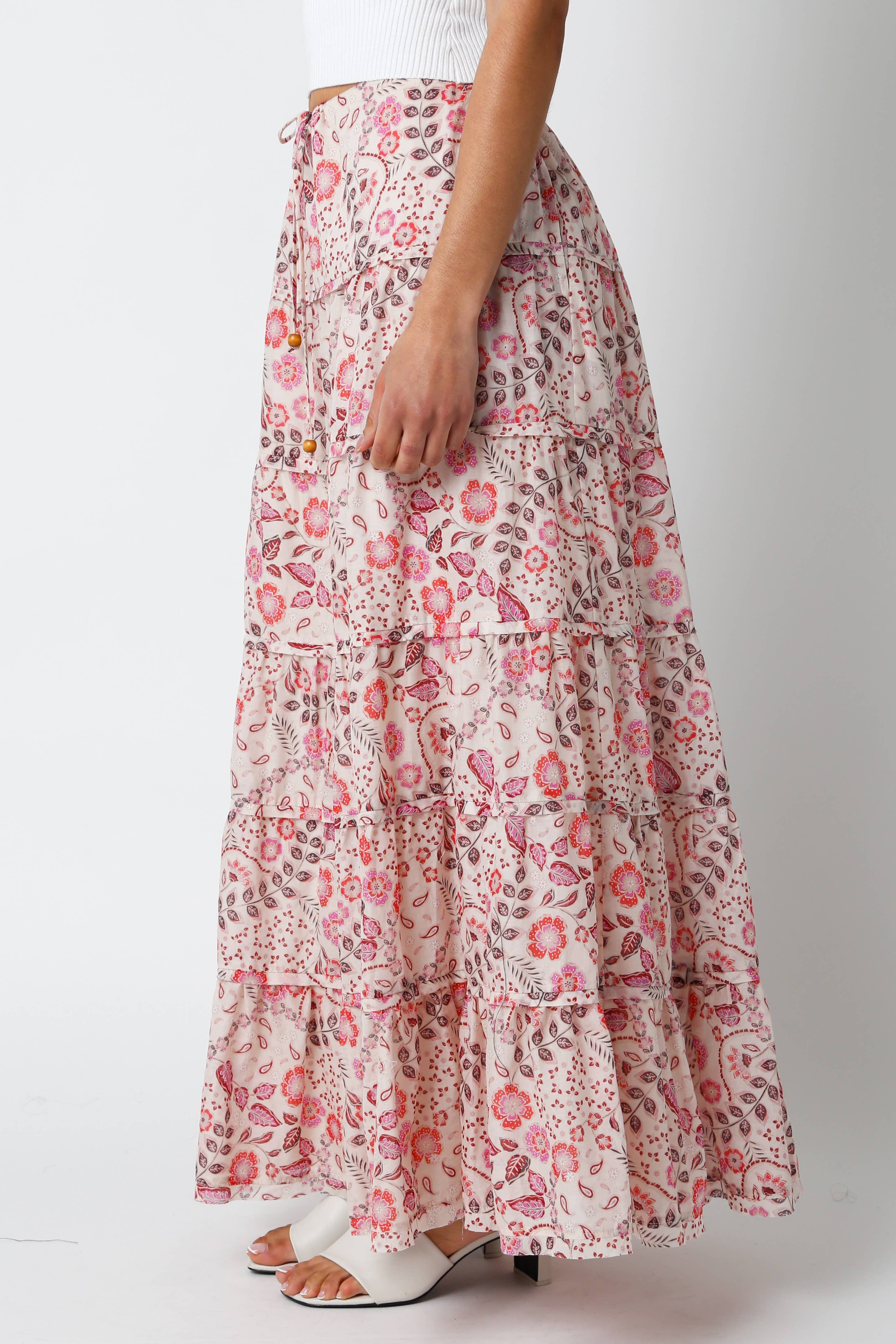 Rosa creme Saia Maxi Blair para venda a revendedores na Faire1