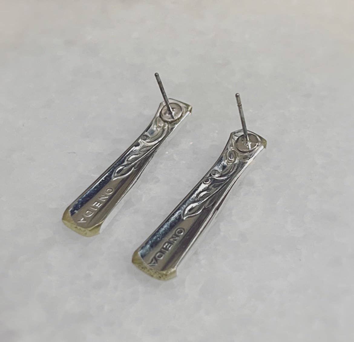 Spoon Jewelry By Emily - Vente Boucles d'oreilles pendantes - Chic durable : boucles d'oreilles vintage en forme de barre en argent2