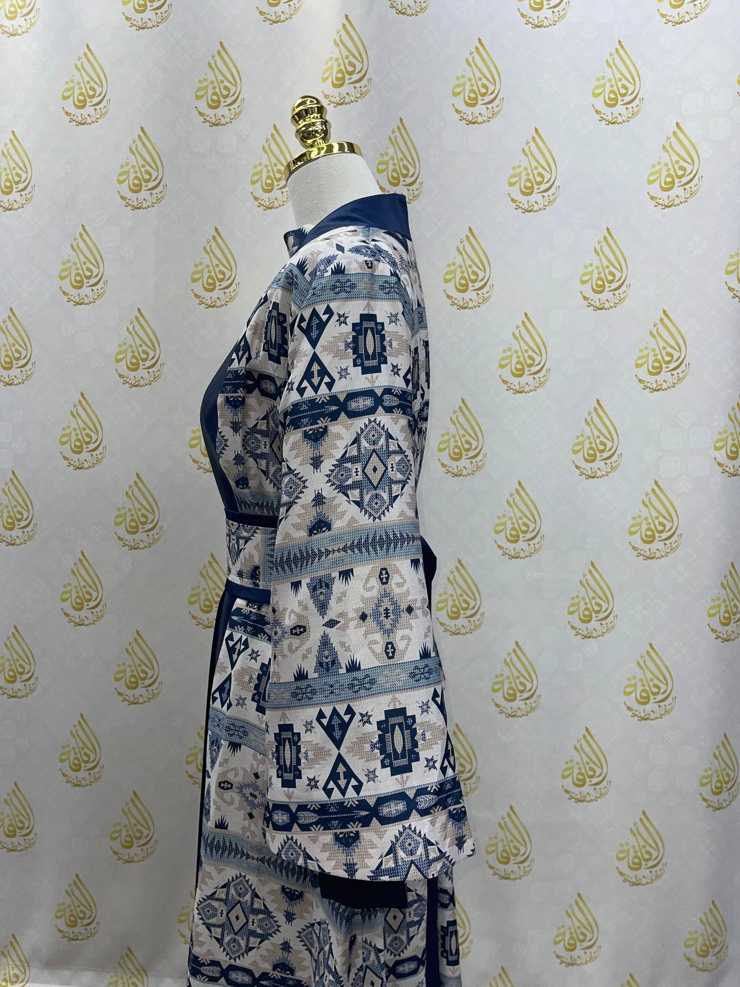 Palestinian Elegance - Wholesale Kaftan - Women's - Satin Silk Kaftan: Luxurious Comfort and Elegant Style12