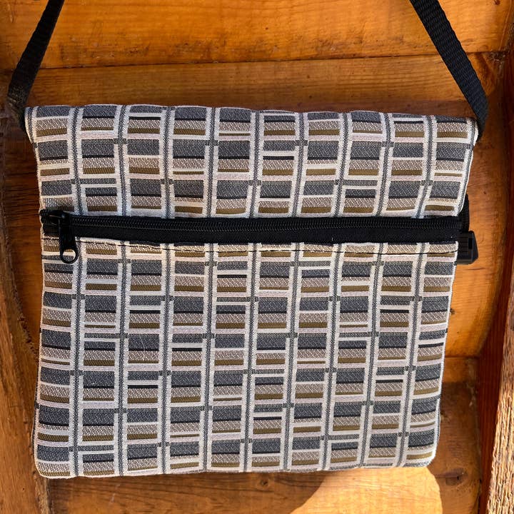 OlovesM.com - Wholesale Pouch - Women's - 3 Zip Bag Black- Geometric Home dec Print Fabric1