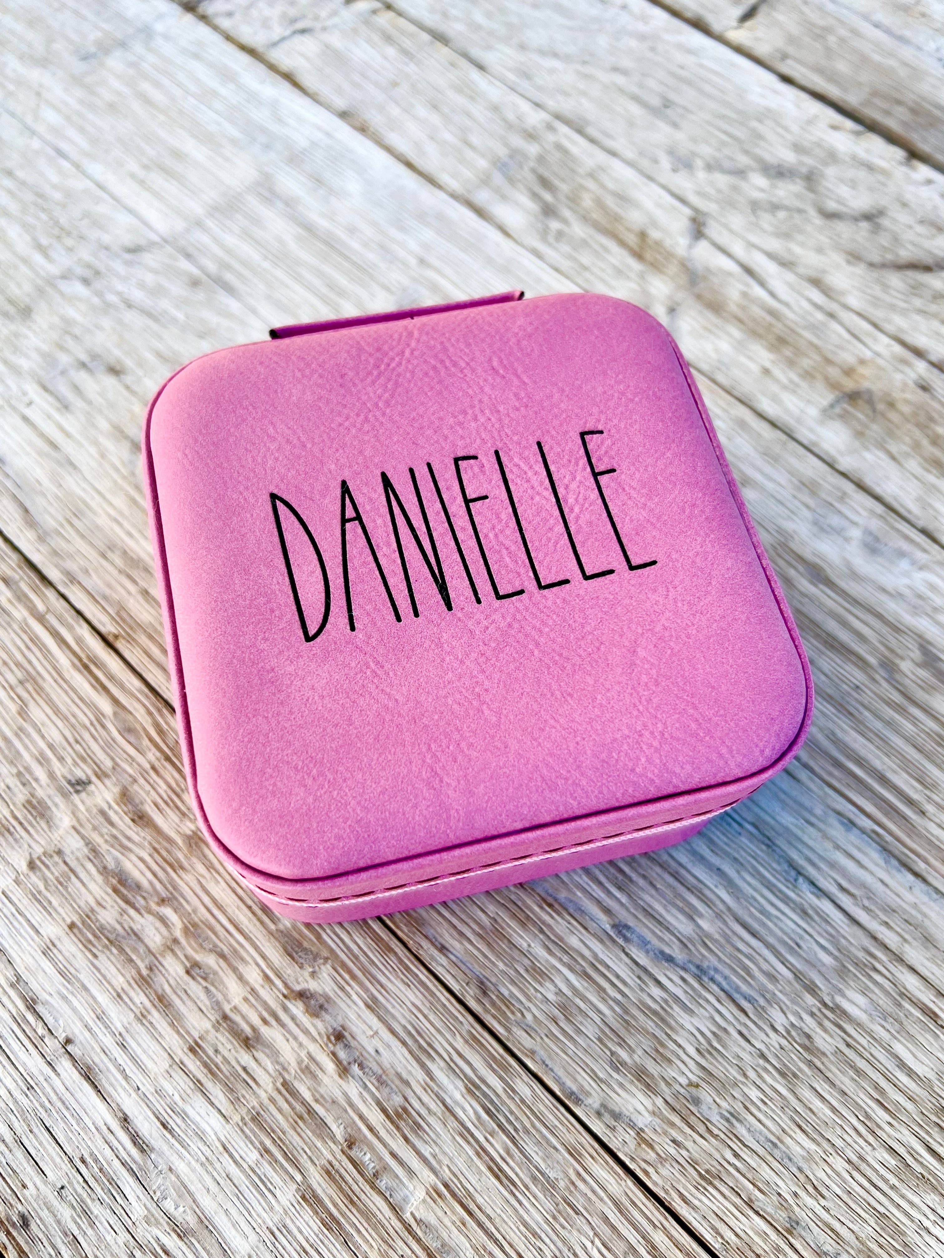 KW Custom Creations - Wholesale Jewelry Box/Organizer - Laserable Leatherette Travel Jewelry Box8