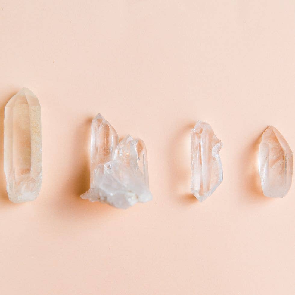 Liv Rocks - Wholesale Spiritual Stone/Crystal - Clear Quartz Points, Raw Quartz Crystals 2