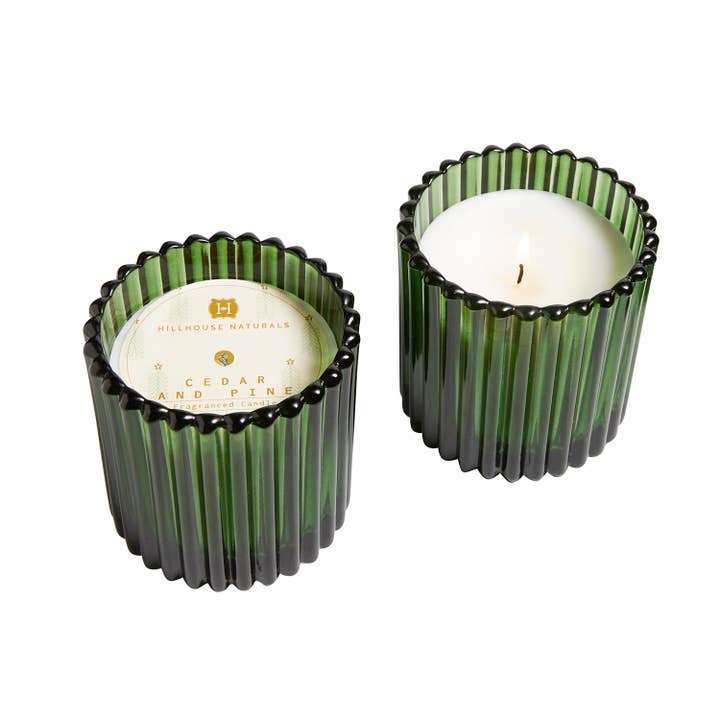 Hillhouse Naturals/Field+Fleur - Wholesale Jar/Filled Candle - Cedar & Pine Candle In Green Glass 7oz Ctn.6