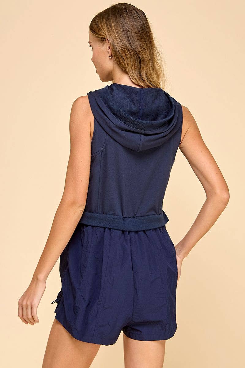 BLEU MARINE CP10102 - Barboteuse à capuche élégante avec tissu mixte en vente sur Faire2