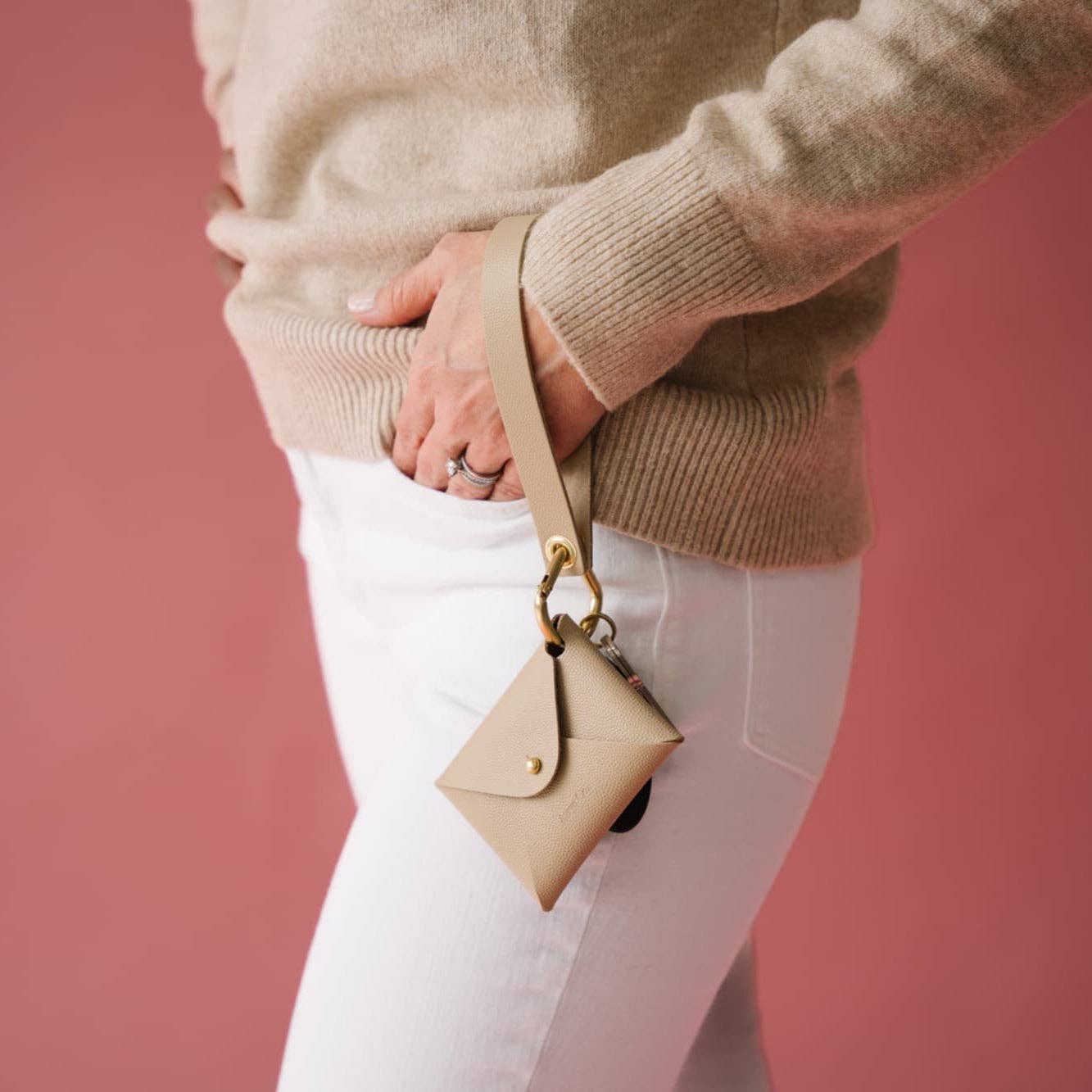 Avryn Co. - Wholesale Wallet - Women's - Cobblestone Beige Pebbled Leather Wristlet Wallet Set3