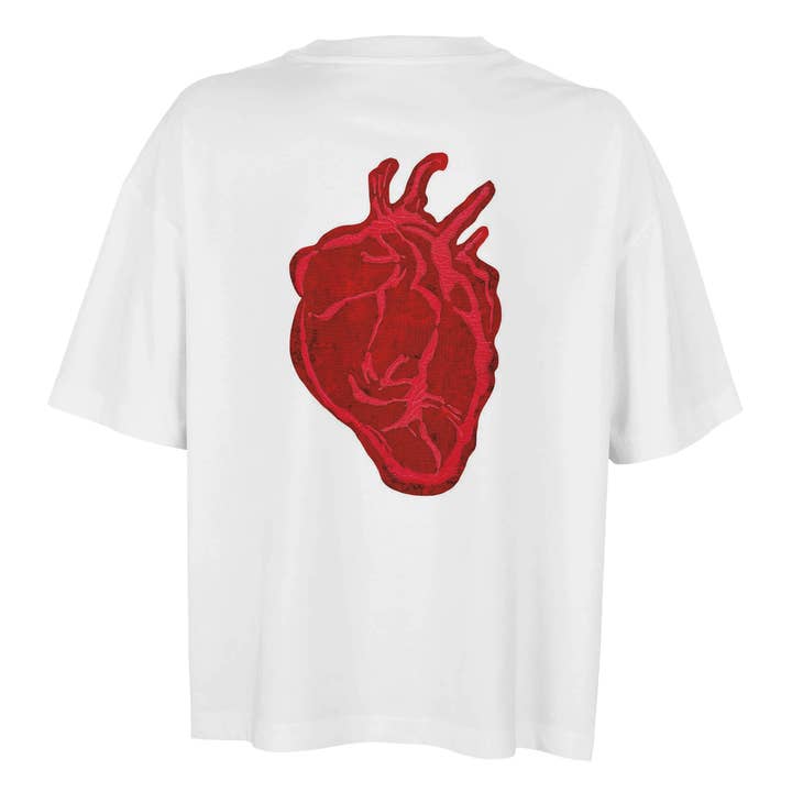 T-shirt da donna oversize in cotone biologico in conversione | Heartways - La maglietta del cuore amorevole per la vendita all'ingrosso da parte di ARTLUXVISION