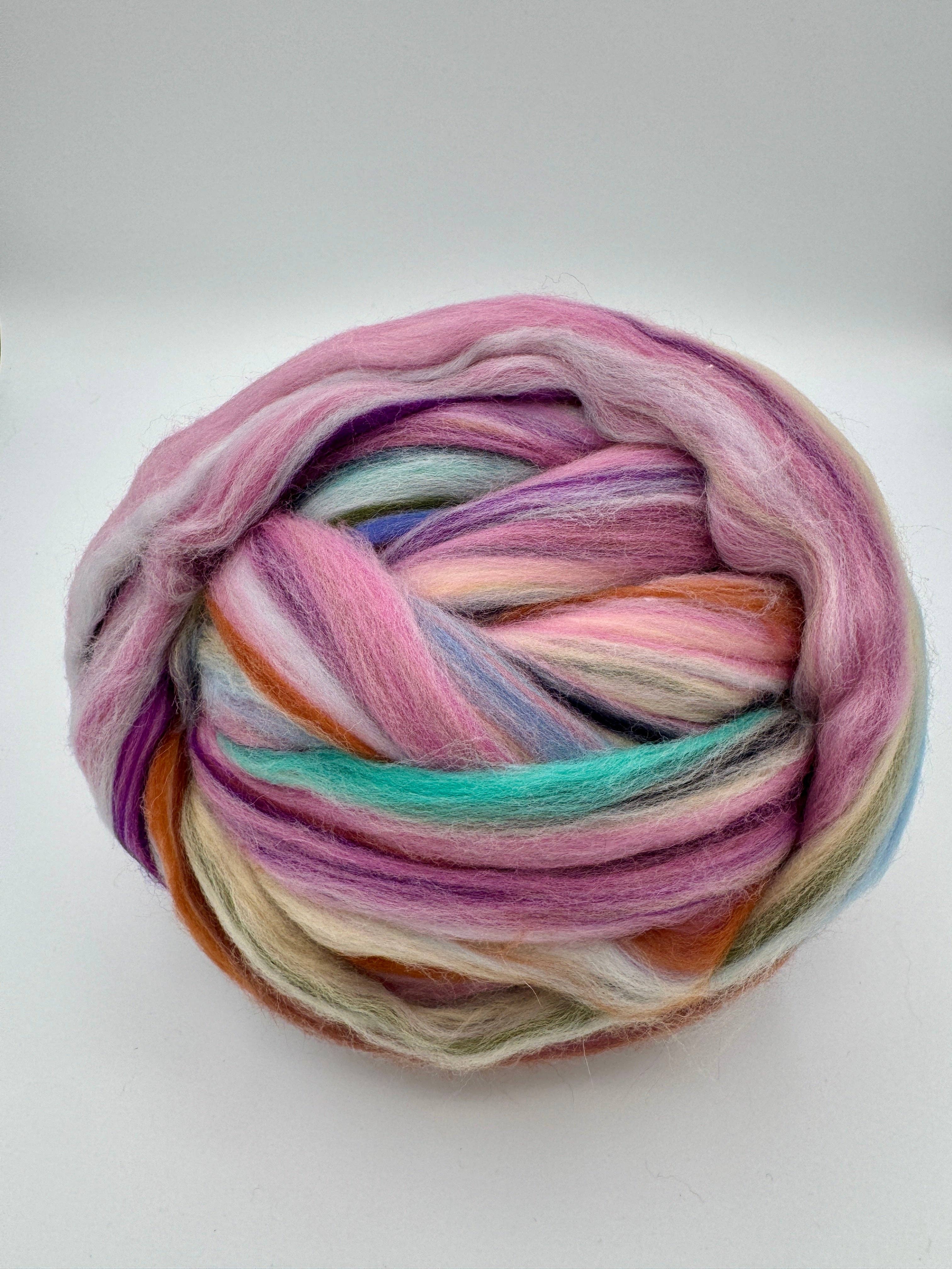 Multicolor 6 COLOR BLENDS MERINO WOOL ROVING A30 TIMO for wholesale on Faire2