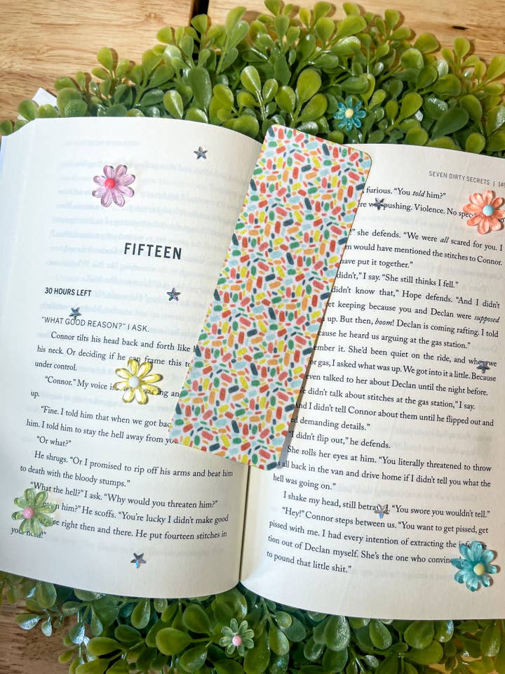 Marque-page Rainbow Paint Swatch pour la vente par Sharp Thoughtlings