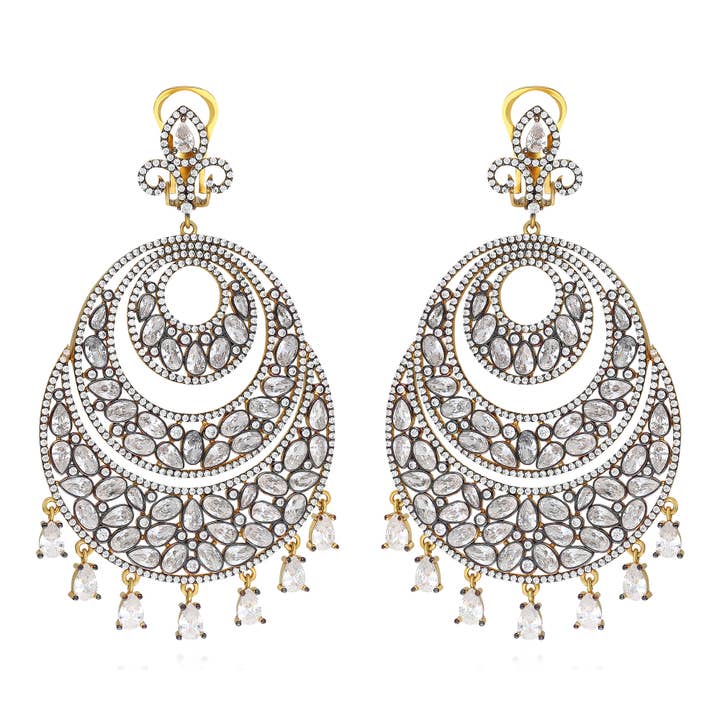 Orecchini pendenti a forma di lampadario - bianco per la vendita all'ingrosso da parte di JCM London