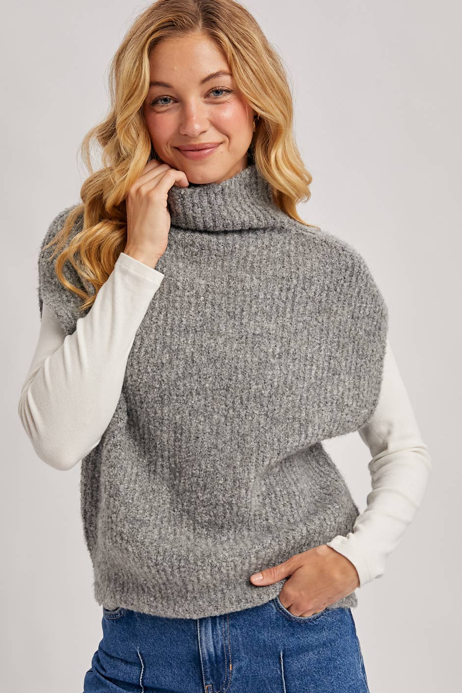 Bluivy - Wholesale Sweater Vest - Women's - TURTLENECK KNIT SWEATER VEST