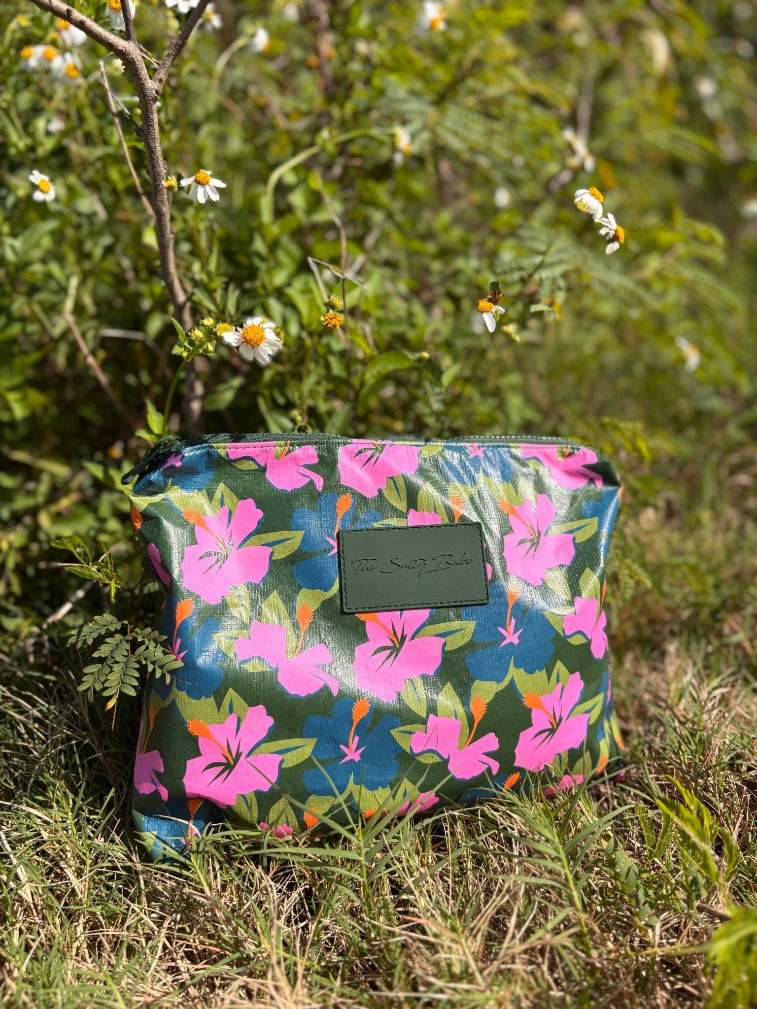 The Salty Babe - Wholesale Pouch - Women's - Water Hibiscus Pitcher pouch3