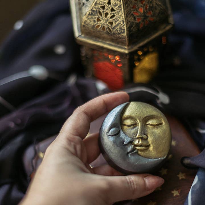 Costurero Real – Großhandel Feste Seife – Mond und Sonne Hexe Handgemachte Lavendelduft vegane Seife