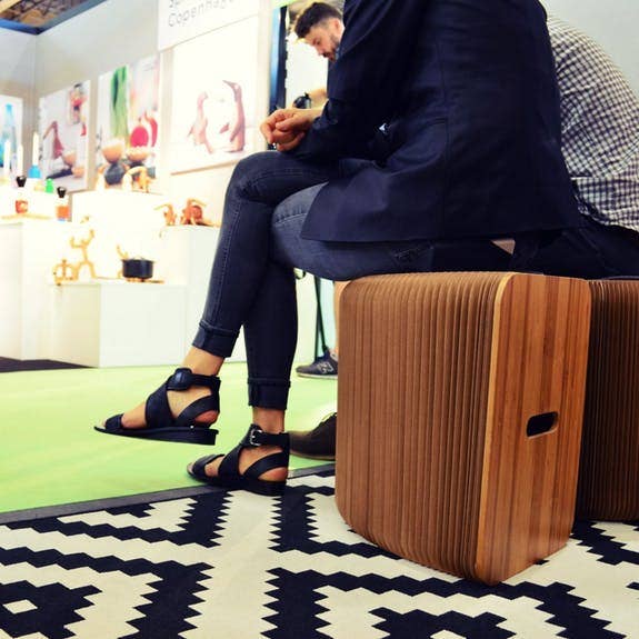 Stooly - Vendita all'ingrosso Sgabello - Panca allungabile marrone per 6 persone7