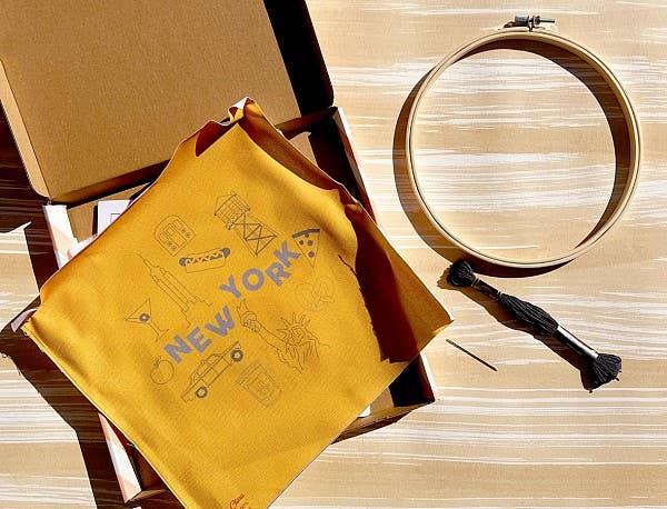 Maptote - Wholesale Embroidery/Cross Stitch Supplies - New York City Cotton Clara Embroidery Kit3
