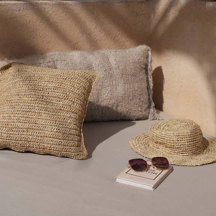 Bazar Bizar Living - Wholesale Throw Pillow Cover - The Oh My Gee Cushion Cover - Beige - 35x1004